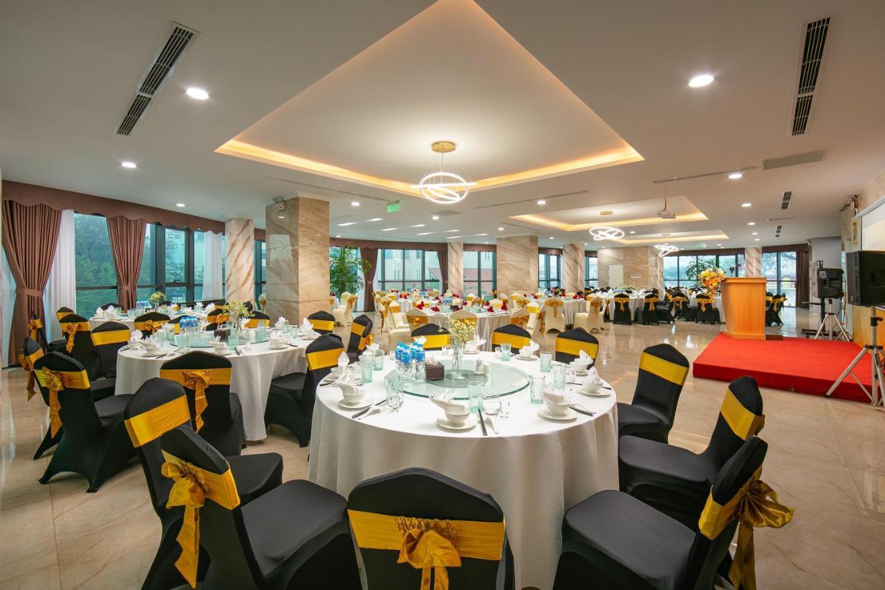 Nesta Hotel West Lake Hanoi Kültér fotó